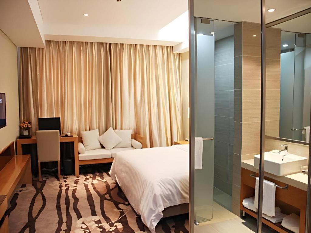 Metropolo Hotel Wuchuang Jiangtan Jiyuqiao Metro Station Ухан Екстериор снимка