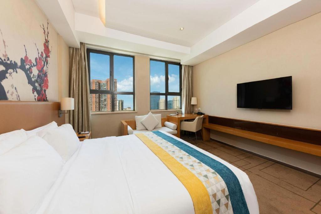 Metropolo Hotel Wuchuang Jiangtan Jiyuqiao Metro Station Ухан Екстериор снимка