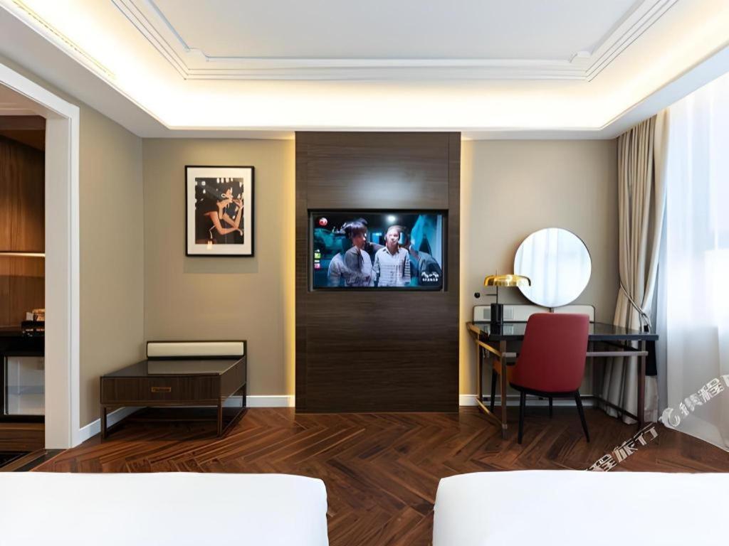 Metropolo Hotel Wuchuang Jiangtan Jiyuqiao Metro Station Ухан Екстериор снимка